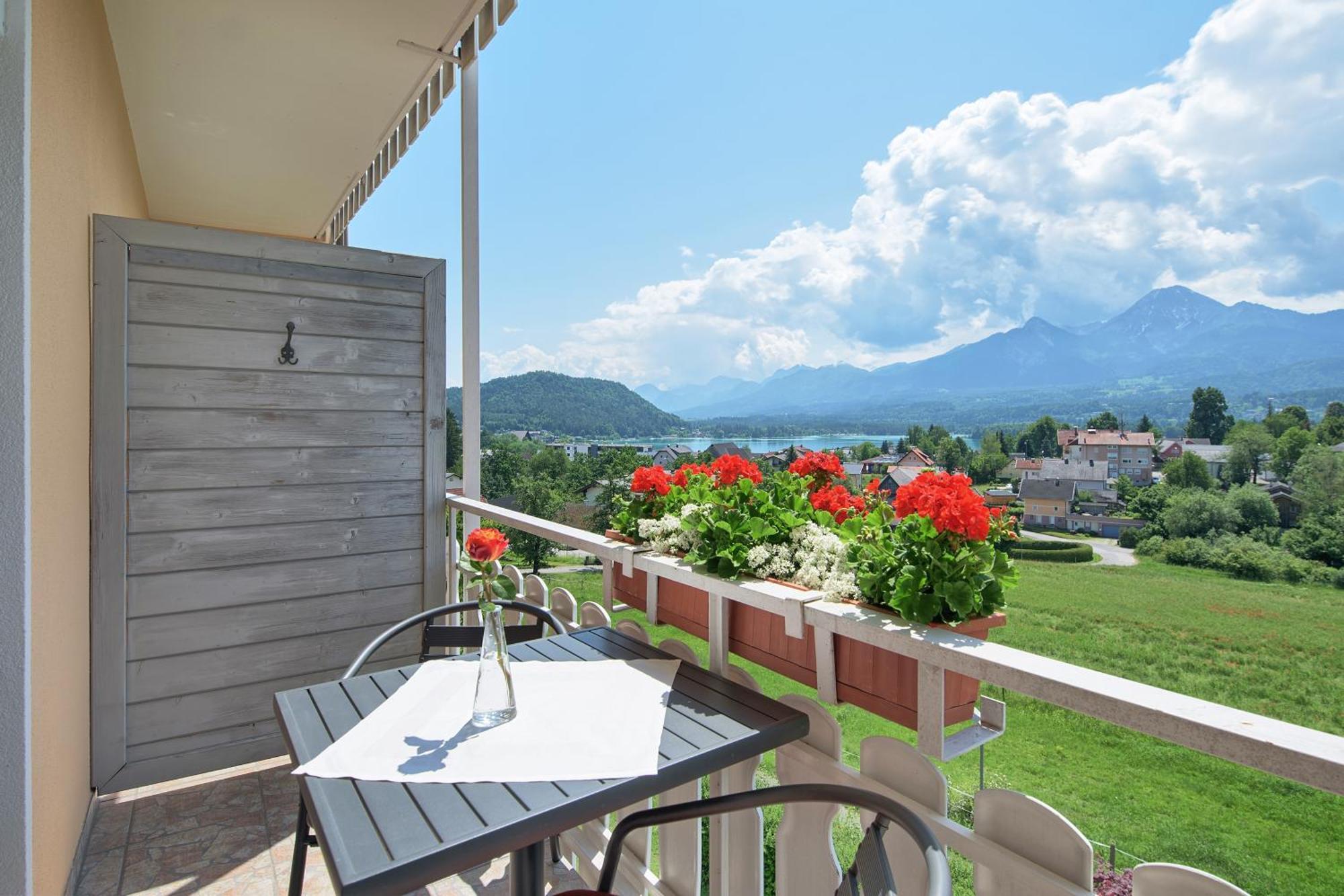 Hotel-Pension Melcher Drobollach am Faakersee Kültér fotó