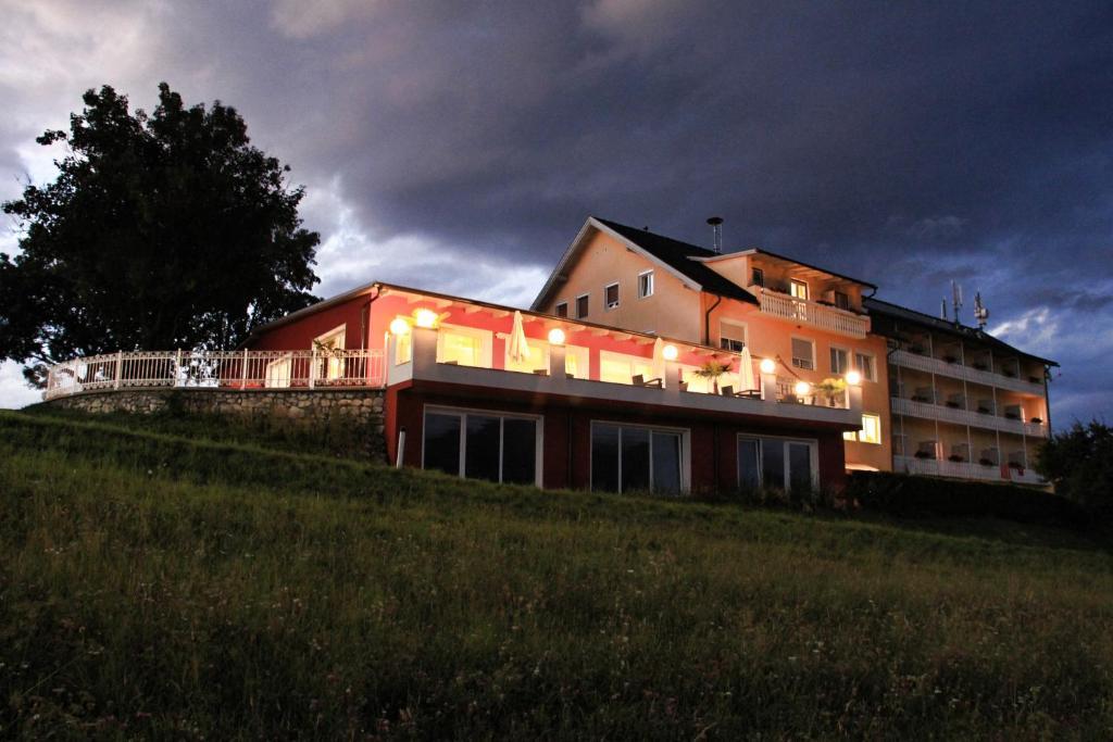 Hotel-Pension Melcher Drobollach am Faakersee Kültér fotó